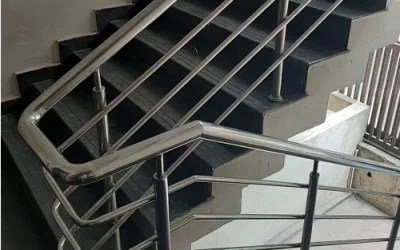 Round--handrail-for-Stairs-size_500_500[1]
